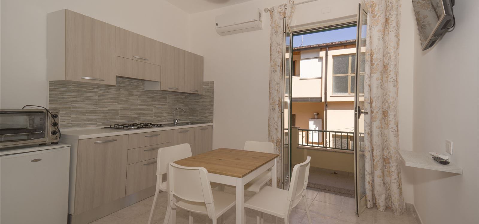 Via Monumento n. 6, Santa Domenica, vibo valentia, Italy, 0 , 0 ,0,Bed and Breakfast,Affitto per vacanze,Via Monumento n. 6,0,1173 Via Monumento n. 6, Santa Domenica, vibo valentia, Italy, 0 , 0 ,0,Bed and Breakfast,Affitto per vacanze,Via Monumento n. 6,0,1173
